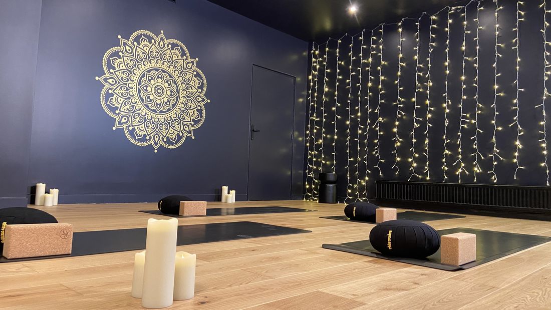 Yoga Paris 17 salle de yoga à Paris 17e 75017